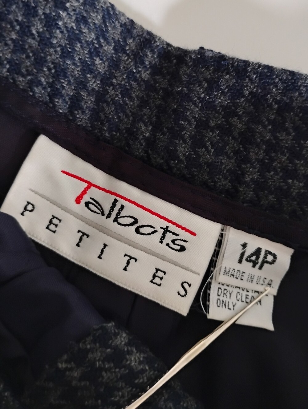 Talbots Vintage Wool Pleat Front Trousers Navy Blue Gray Houndstooth Size 14 Pet - Picture 11 of 16